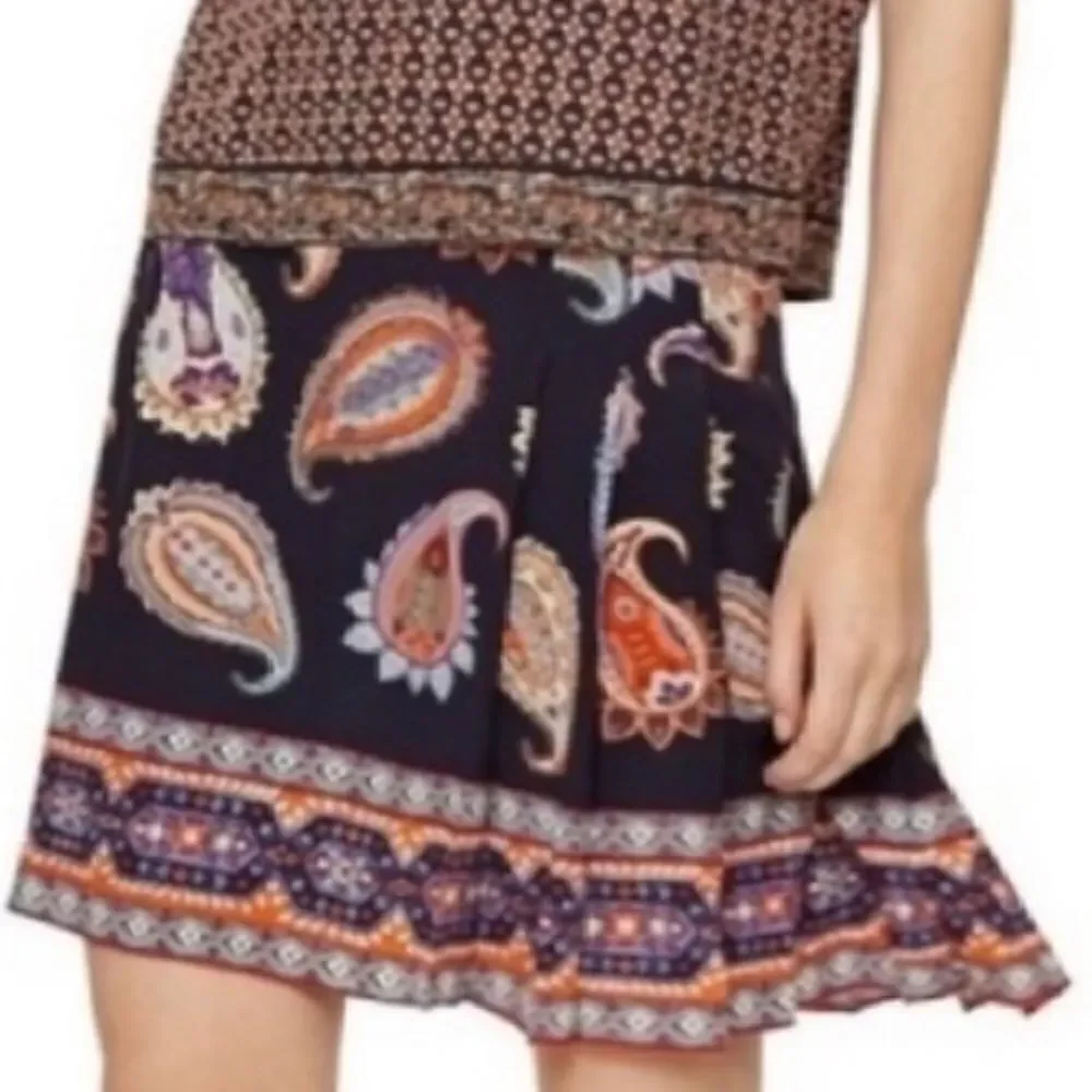 Tory Burch Etno Silk Paisley Printed Pleated Skirt Womens Size 4 Navy/Orange EUC